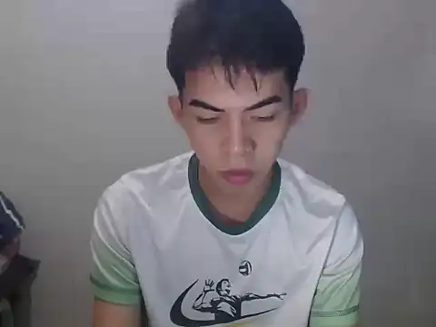 Urhotsilverboy online show from 07/10/26, 03:36