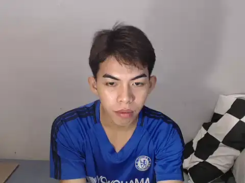 Urhotsilverboy online show from 07/20/26, 02:08