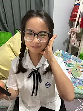 Hmm 0303 online show from 11/11/25, 02:17