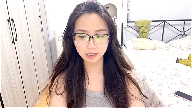 Hmm 0303 online show from 04/08/26, 05:46