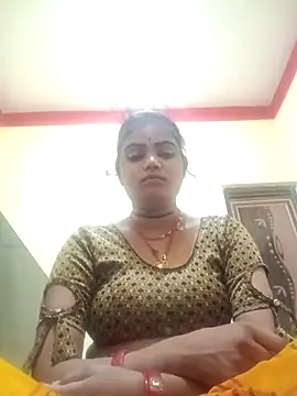 Snapshot of Riya_lovely0143 chatting on 11/25/25, 08:20 Riya lovely0143 online show from 11/25/25, 08:20