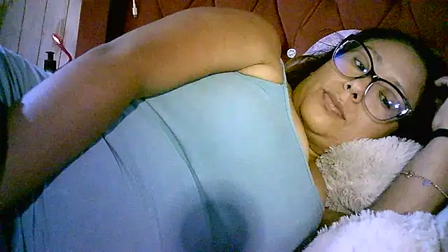 Zulreyna online show from 04/07/26, 02:34