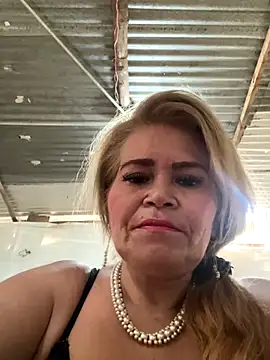 dirty-mother34 online show from 11/23/25, 02:28