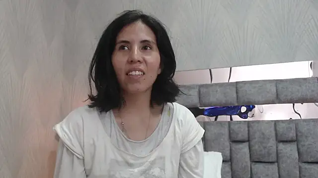 GiselaZivic online show from 03/23/26, 06:56