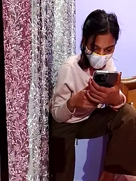 Snapshot of Student12th chatting on 11/15/25, 04:25 Student12th online show from 11/15/25, 04:25