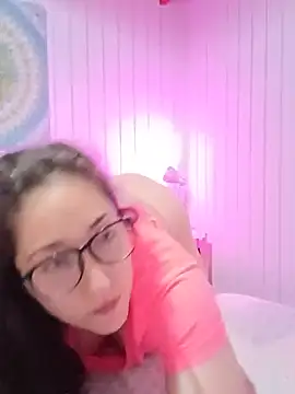 Snapshot of _sweetdelight_ chatting on 07/24/26, 04:10 sweetdelight online show from 07/24/26, 04:10