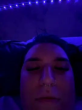 Snapshot of Elainaa chatting on 11/12/25, 08:30 Elainaa online show from 11/12/25, 08:30