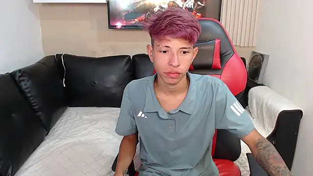 Tessachains 2  online show from 11/17/25, 02:28