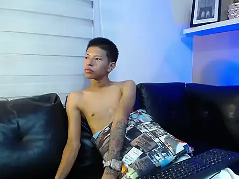 Tessachains 2  online show from 01/05/26, 05:27