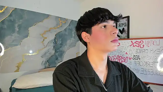 Isaac Kurtt online show from 11/11/25, 07:36