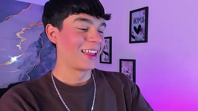 Isaac Kurtt online show from 12/22/25, 08:06