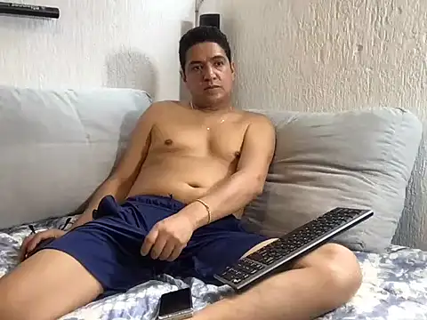 yayo 33 online show from 04/15/26, 08:09