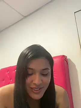 Chiquinquira3 online show from 04/12/26, 04:06