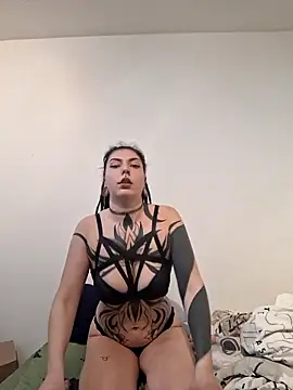 Snapshot of Kaushalya0905 chatting on 11/12/25, 02:06 Kaushalya0905 online show from 11/12/25, 02:06