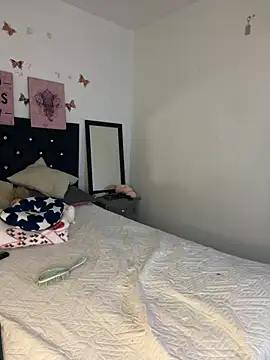LoliitaBennett online show from 07/11/26, 04:37