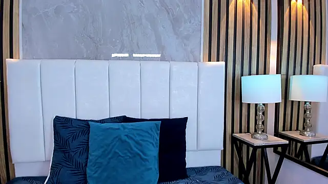 Carlotta de velour online show from 11/25/25, 01:05