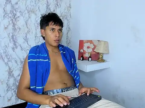 Valentino Lane online show from 02/25/26, 02:10