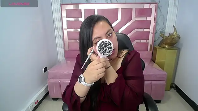 Snapshot of darknyx_ch chatting on 11/27/25, 10:45 darknyx ch online show from 11/27/25, 10:45