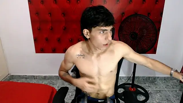 Bryant Connor online show from 11/19/25, 03:39