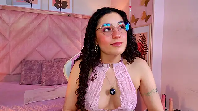 DemiJones  online show from 04/11/26, 05:12