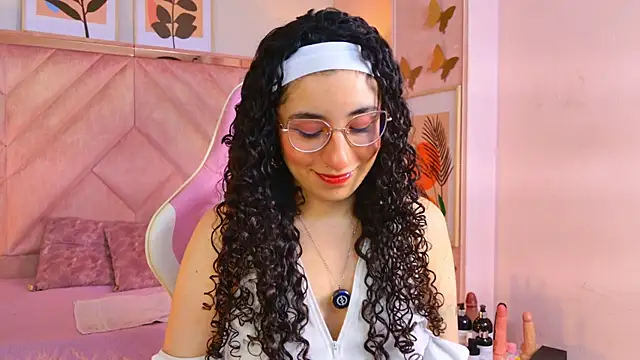 DemiJones  online show from 06/02/26, 04:47