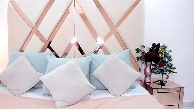 merielenbloom online show from 11/25/25, 12:38