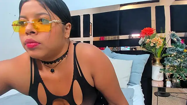 merielenbloom online show from 11/27/25, 04:14