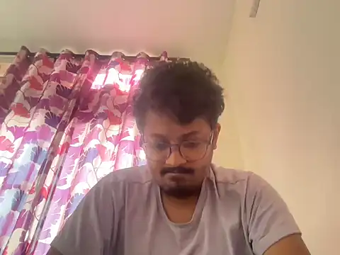 Your yash2 online show from 06/07/26, 12:42