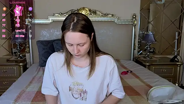 HolyBabyDoll online show from 12/03/25, 11:52