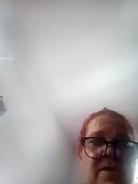 Snapshot of mistressmichelle chatting on 12/05/25, 05:20 mistressmichelle online show from 12/05/25, 05:20