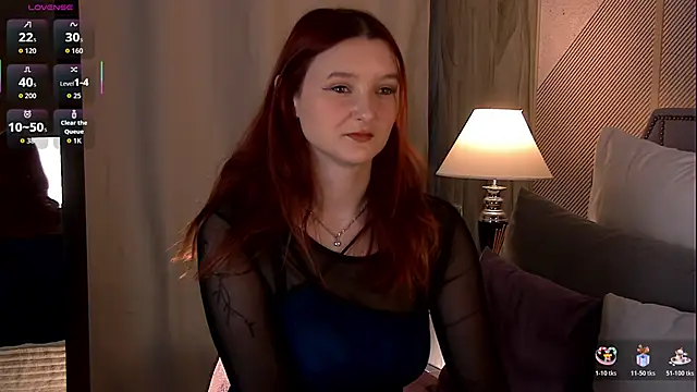 Ellllie online show from 12/14/25, 07:03