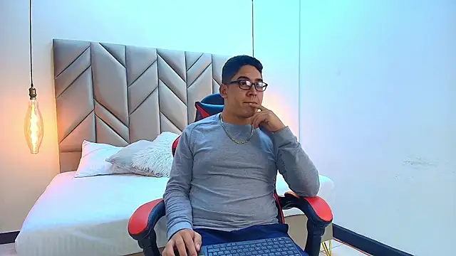 DanteVoss online show from 11/19/25, 03:50