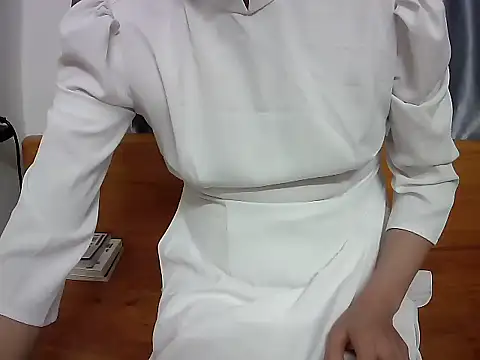 Snapshot of Hatmuaxa chatting on 11/19/25, 06:13 Hatmuaxa online show from 11/19/25, 06:13