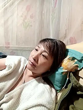 Missa-kute20 online show from 01/15/26, 07:13