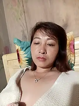 Missa-kute20 online show from 04/15/26, 10:10