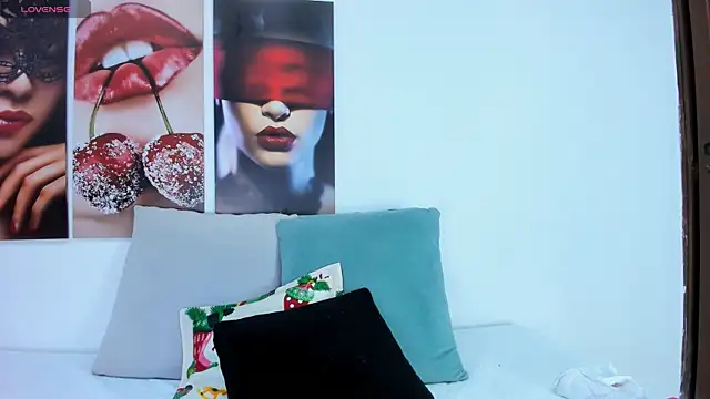 Andhrea Vale online show from 11/18/25, 11:36