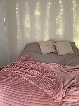 LillieMaee online show from 03/22/26, 01:03