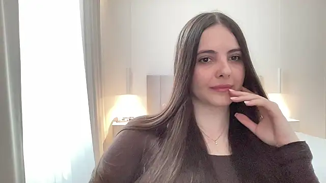 Mylina  online show from 04/14/26, 10:21