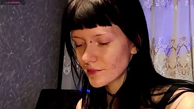 RoxyMetall online show from 11/22/25, 06:07