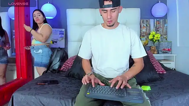 Sharon Tyga20 online show from 12/02/25, 08:04