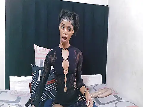 Snapshot of Nikistickyxx25 chatting on 11/11/25, 10:48 Nikistickyxx25 online show from 11/11/25, 10:48