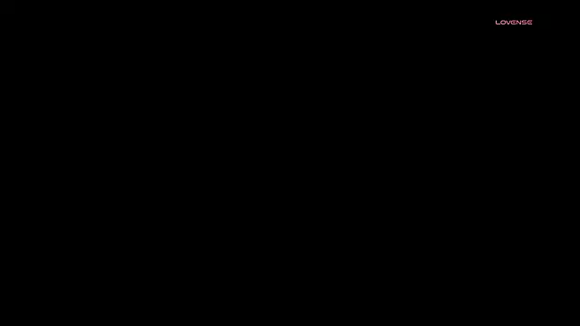 Snapshot of LilyGarcia chatting on 11/12/25, 05:24 LilyGarcia online show from 11/12/25, 05:24