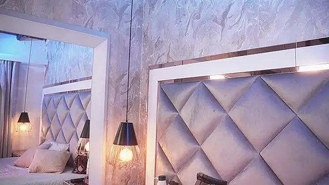 crystal gilton online show from 02/28/26, 07:04