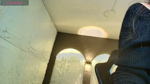 isabella  r online show from 02/16/26, 01:18