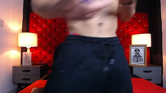 Magnar Royal online show from 11/11/25, 09:53