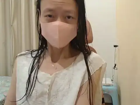 Lil-Cherries online show from 01/12/26, 09:25