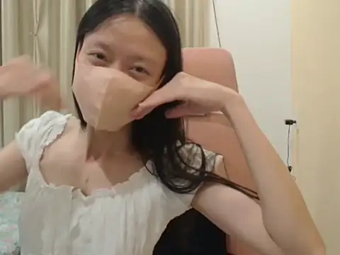 Lil-Cherries online show from 02/03/26, 02:44