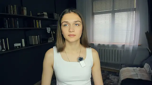 NikiCardle online show from 11/20/25, 08:14