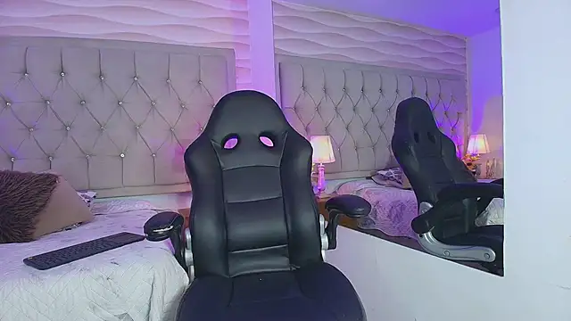 Snapshot of Liathompson_FG chatting on 02/17/26, 07:42 Liathompson FG online show from 02/17/26, 07:42