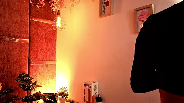 AuroraLanee  online show from 11/07/25, 07:14